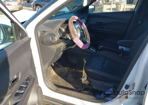 2020 Nissan Kicks S Xtronic Cvt from USA, damaged, VIN 3N1CP5BV3LL565125